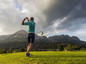 View to the Wilder Kaiser during your golf holiday in Tyrol.