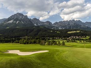 Golfplatz in Ellmau nahe dem Golfhotel Kaiser in Tirol.